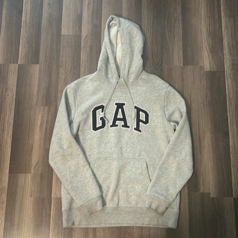 GAP Men Small grey zip up